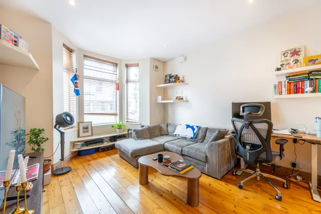 Flat 1, 21 Napier Road, London, photo 1