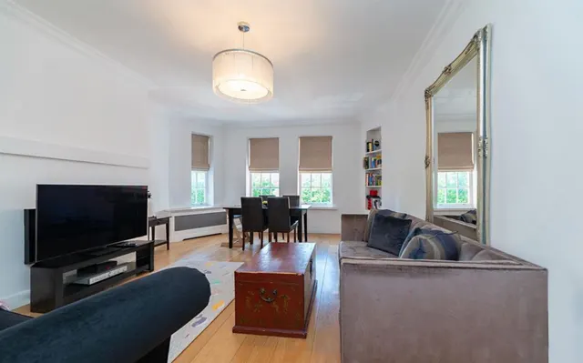 St. Johns Wood Road, St. Johns Wood Court, NW8, photo 1