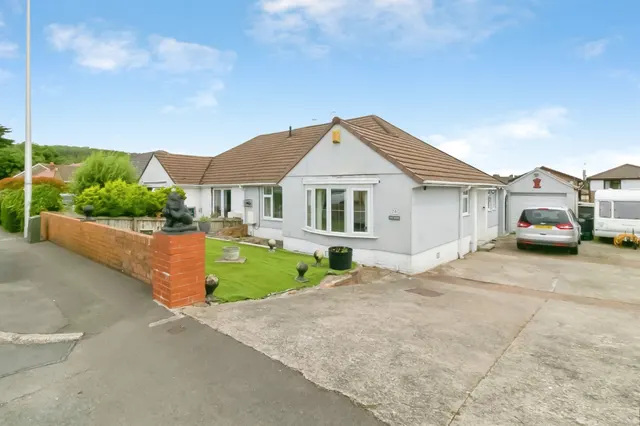 Pencoedtre Road, Barry, CF63, photo 1