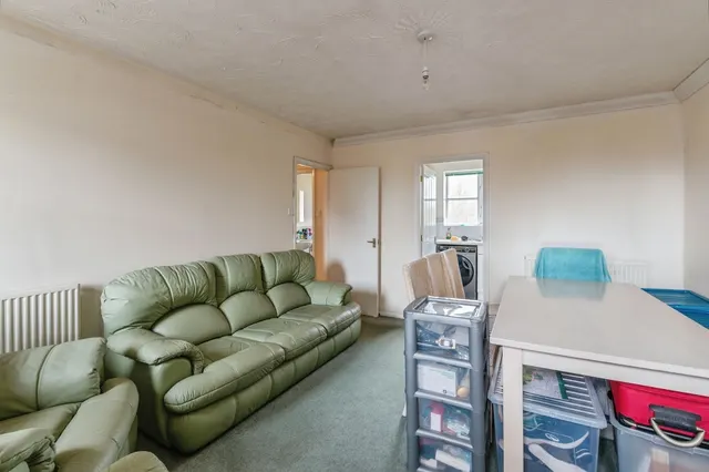 Photo 3 — Grifon Road, Chafford Hundred, Grays, Essex, RM16