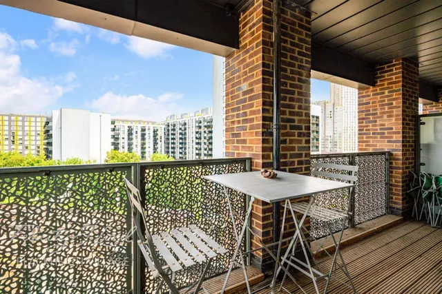 Loampit Vale, London, photo 3