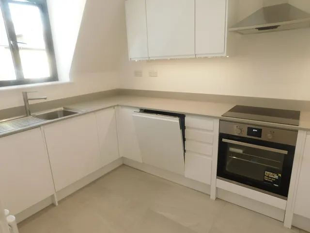 Photo 3 — Cherington Road, Hanwell, London, W7 3HJ
