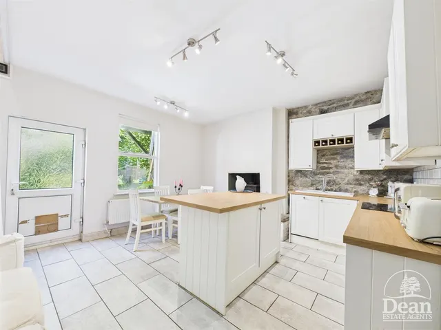Bayhead Villas Central Lydbrook, Lydbrook, GL17, photo 3