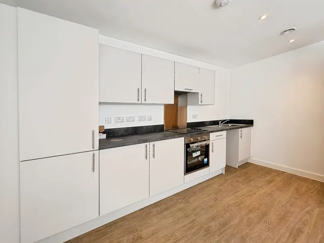 Ordsall Lane, Salford, M5, photo 2