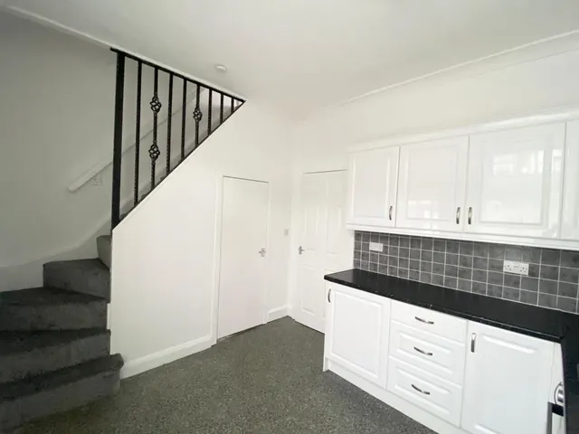 Hanover Street, Colne, BB8, photo 3