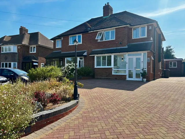 Doe Bank Lane, Great Barr, B43, photo 1