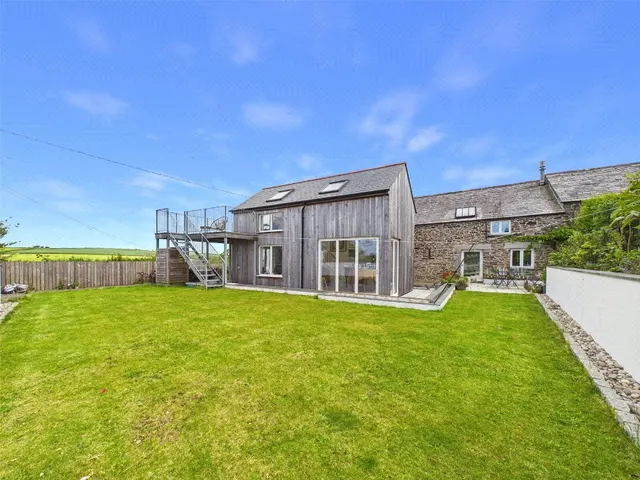2 bedroom house, St. Gennys, Bude, EX23