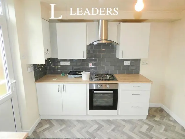 Carlton Street, Mansfield, NG18, photo 3