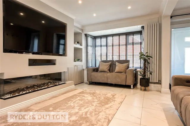 Nottingham Drive, Failsworth, M35, photo 3