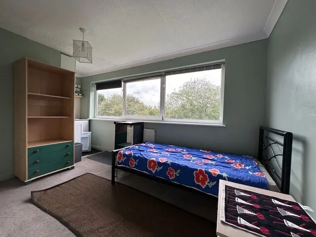 Photo 3 — Ashfield, Stantonbury, MK14