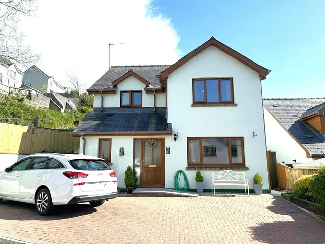 Sycamore Woods, Pembroke Dock, SA72, photo 1