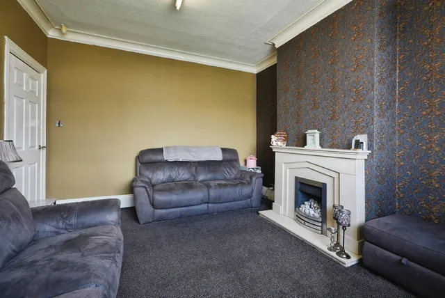 Hollingwood Mount, Bradford, BD7, photo 2