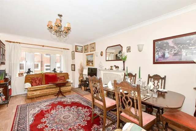 Alma Road, Reigate, RH2, photo 3