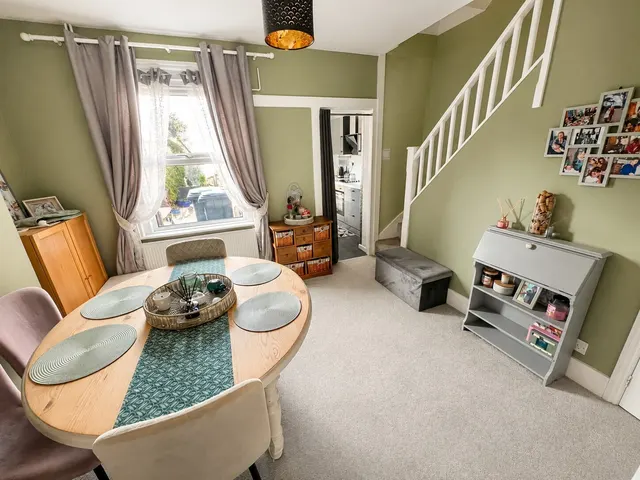 Photo 3 — Mayfield Road, Gosport