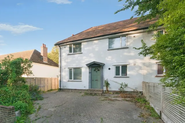 Whitehawk Road, Brighton, BN2, photo 3