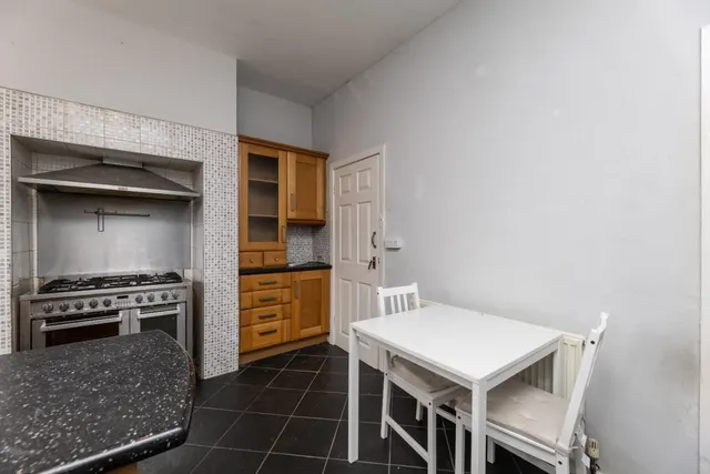 Photo 3 — Smawthorne Avenue, Castleford, West Yorkshire