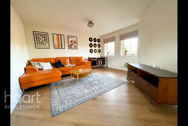 Belpaire Close, Lower Stondon, SG16, photo 2