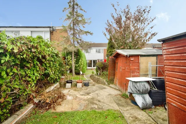 Keats Avenue, Romford, RM3, photo 2
