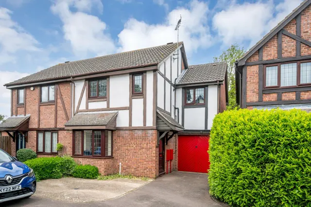Brookside, Werrington, PE4, photo 1