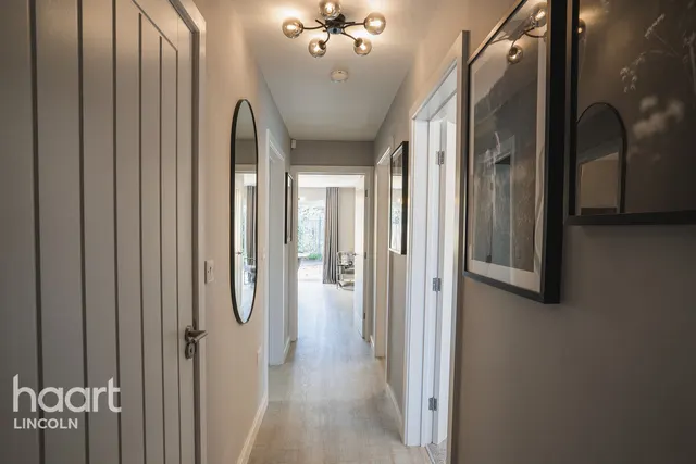 Kings Park Village, Scartho, DN33, photo 3