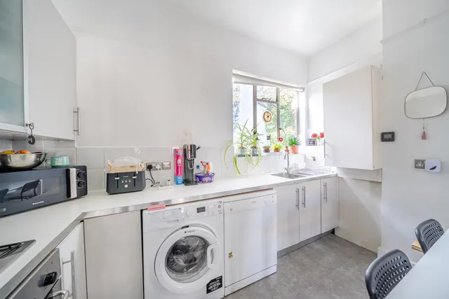 Melbourne Grove, London, SE22, photo 3
