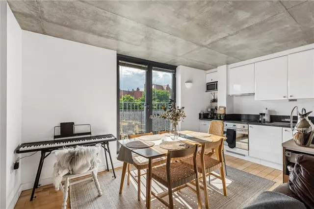 Blackstock Road, London, N5, photo 1