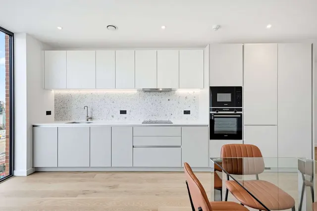 Hurlingham Waterfront, 362 Wandsworth Bridge Road, London, SW6 3FA, photo 1