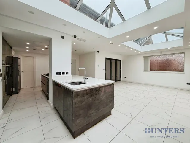Yew Tree Lane, Solihull, B91, photo 3