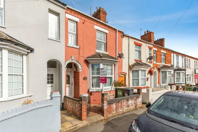 Gordon Road, Wellingborough, NN8, photo 1