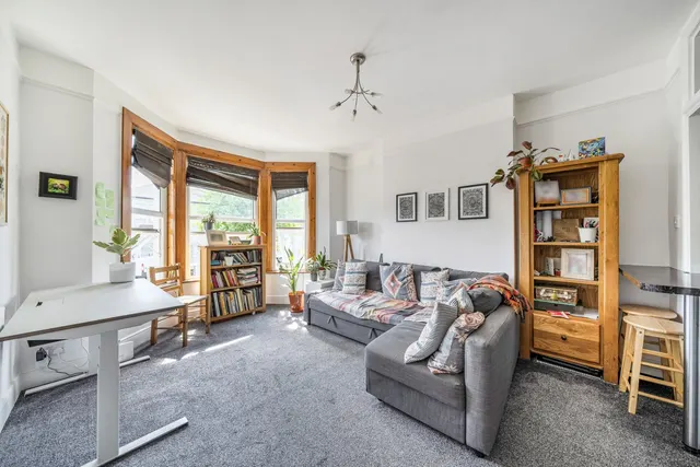 Barry Road, SE22, photo 1