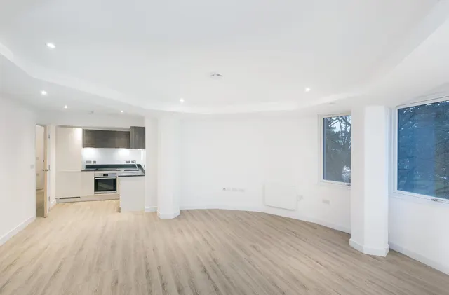 Clifton House, 84 Broadway, Peterborough, photo 1