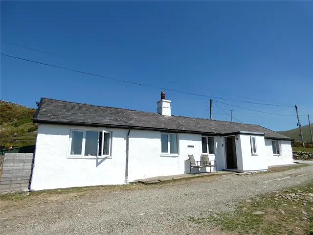 Waunfawr, Caernarfon, LL55, photo 1