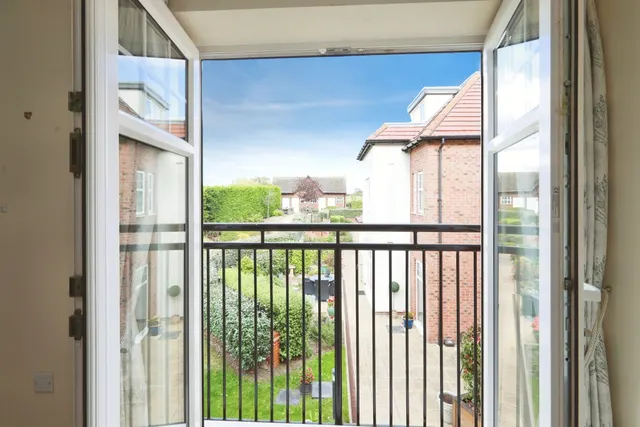 Orchard Gate, Stratford-Upon-Avon, CV37, photo 2