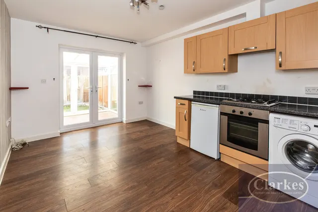 Orchard Close, Bournemouth, photo 3