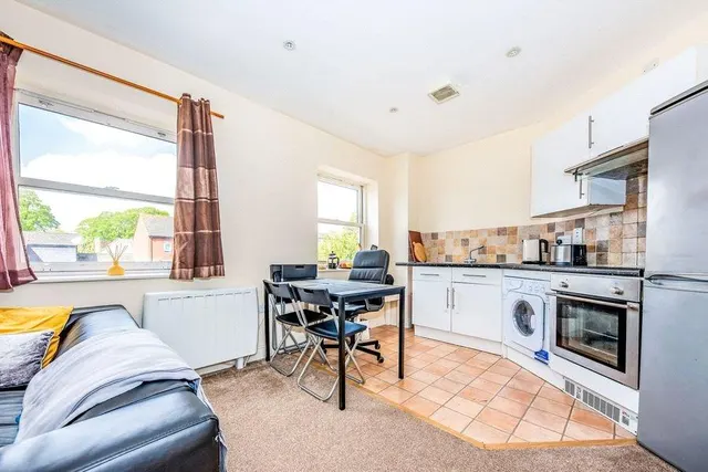 Frederick Street, Aldershot, GU11, photo 2