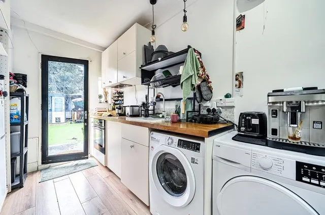 Burchell Road, London, E10, photo 3