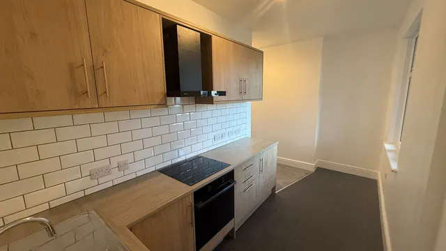 Dykes Lane, Sheffield, S6, photo 1