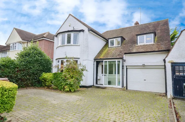 Northwick Park Road, Harrow, photo 1