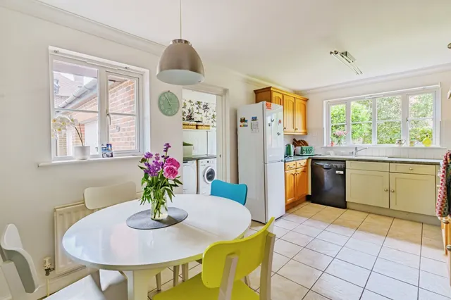 Swan Court, South Chailey, BN8, photo 3