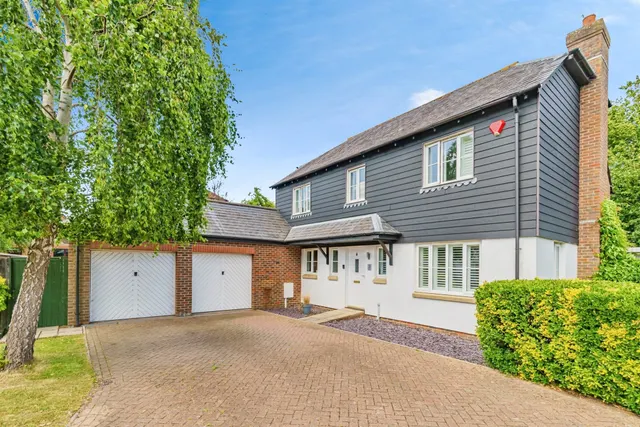 Swan Court, South Chailey, BN8, photo 2