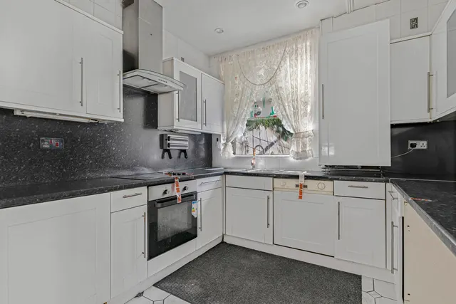 Sudbourne Road, London, SW2, photo 3