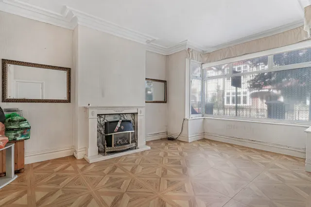 Sudbourne Road, London, SW2, photo 2