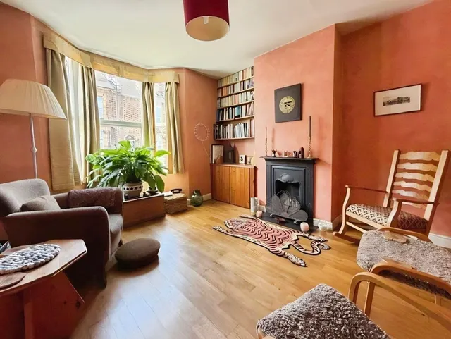 Photo 2 — Avondale Road, Bath, BA1 3EG