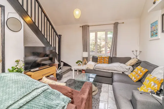 Braybrooke Drive, Furzton, MK4, photo 3