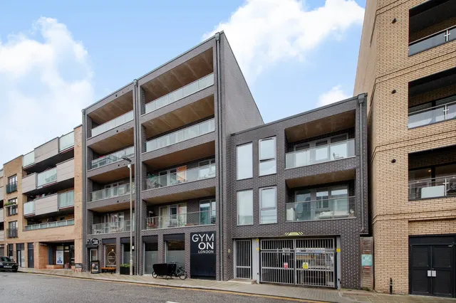 Chatfield Road, London, SW11, photo 3