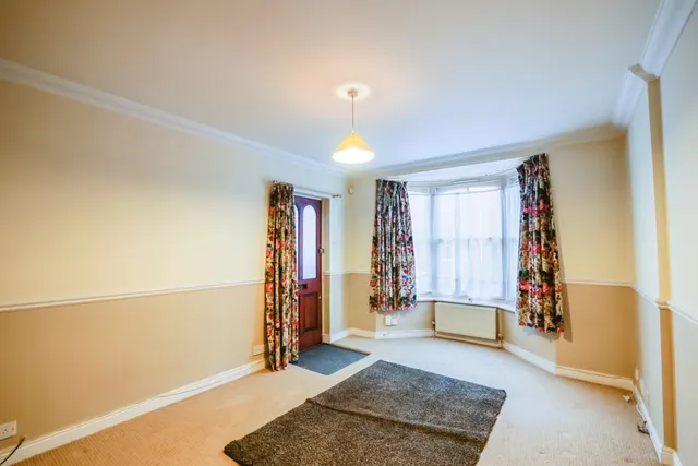 Middle Brook Street, Winchester, SO23, photo 2