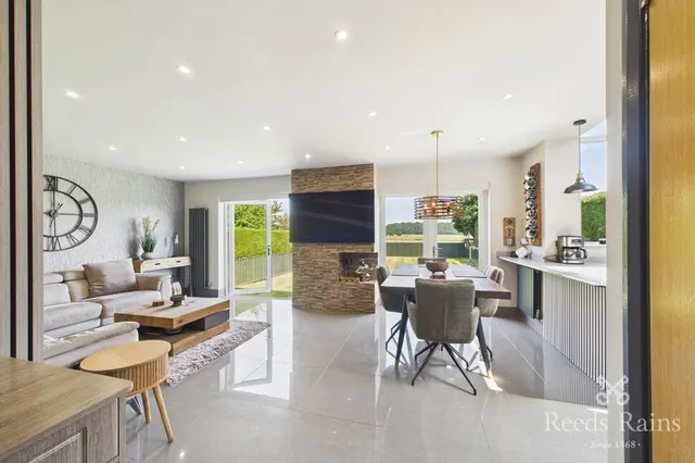 Photo 2 — Doncaster Road, East Hardwick, West Yorkshire, WF8