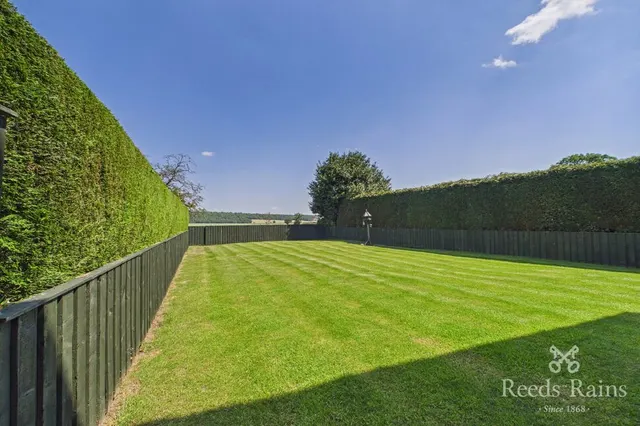 Doncaster Road, East Hardwick, West Yorkshire, WF8, photo 1