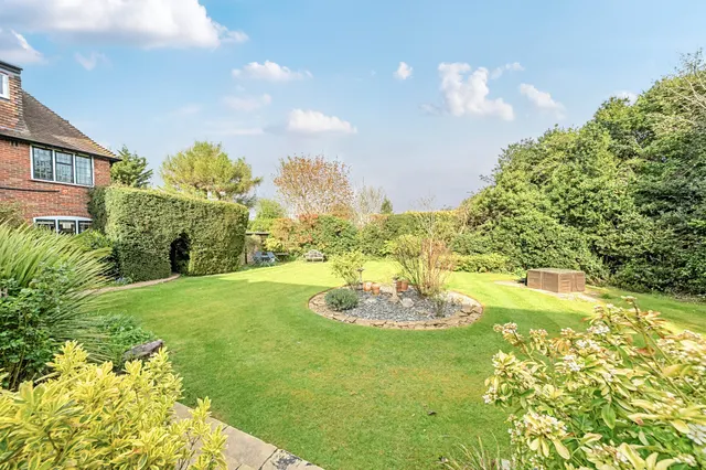 Photo 2 — Chesham Road, Amersham, HP6