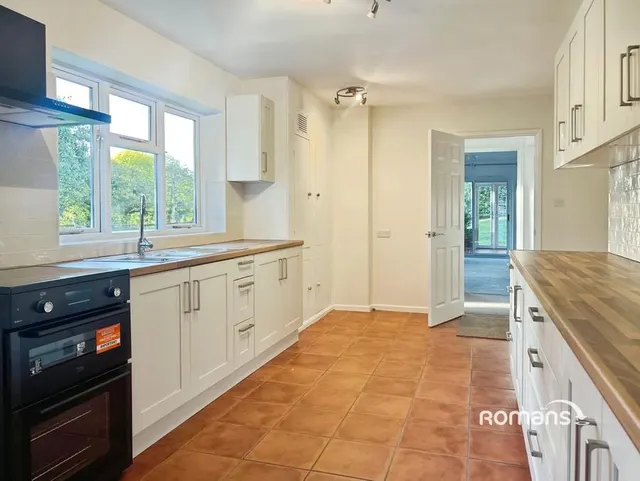 Summerleys Road, Princes Risborough, HP27, photo 3